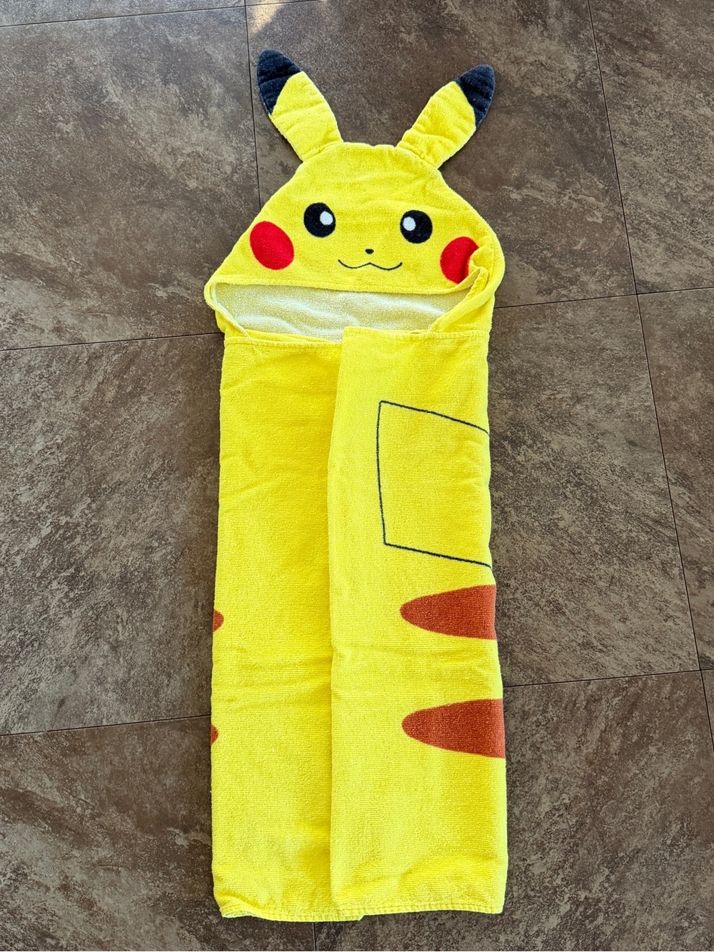 Pokémon Pikachu Hooded Bath Or Beach Towel Youth Child